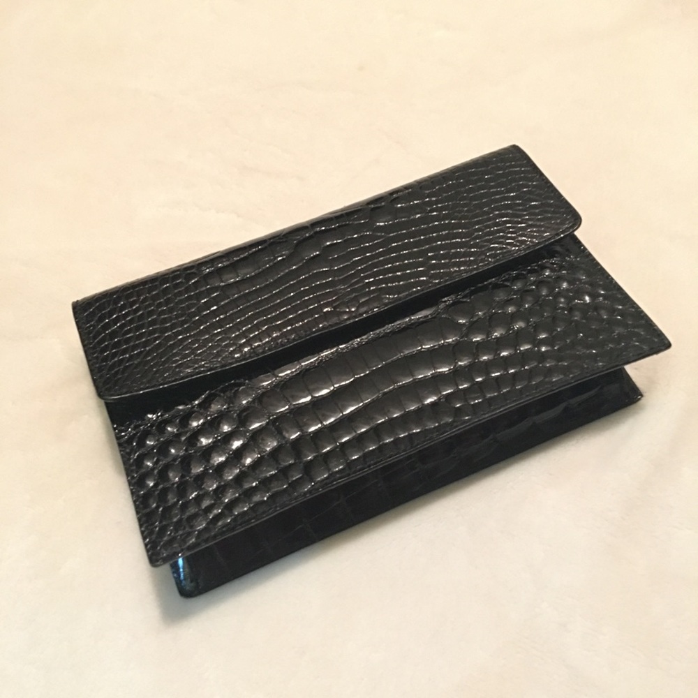 Saks fifth avenue vintage alligator clutch